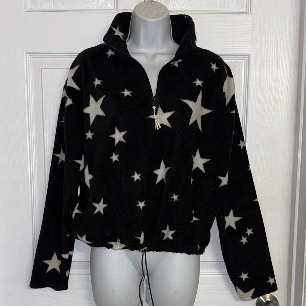 Black Star Print Fleece Pullover